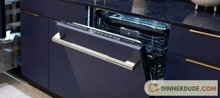When choosing a control panel dishwasher, pay attention to the following