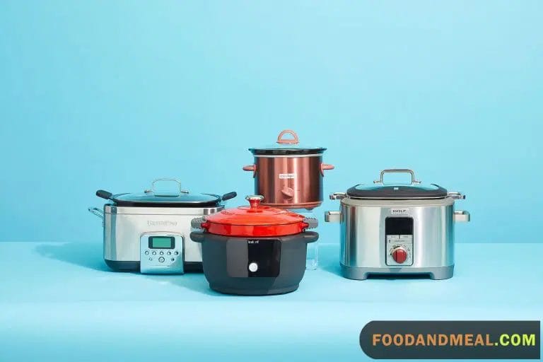 A small electric cooker is an indispensable item in the kitchen